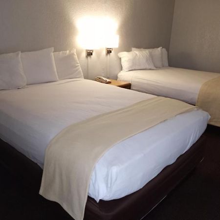 Ez 8 Motel San Jose I Kültér fotó