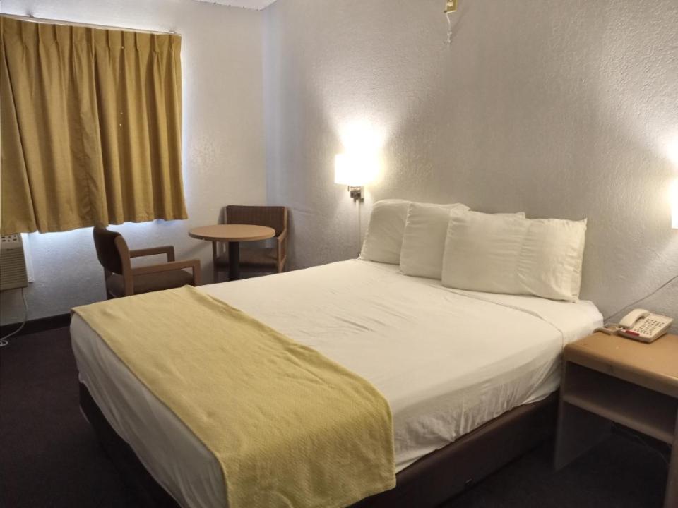 Ez 8 Motel San Jose I Kültér fotó